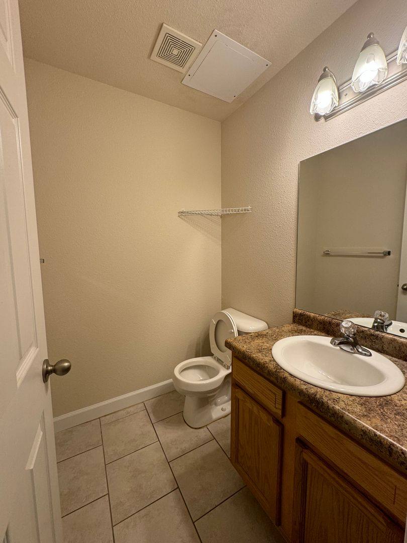 Apartment for rent at 708 Hillside Dr, Waynesville, MO 65583