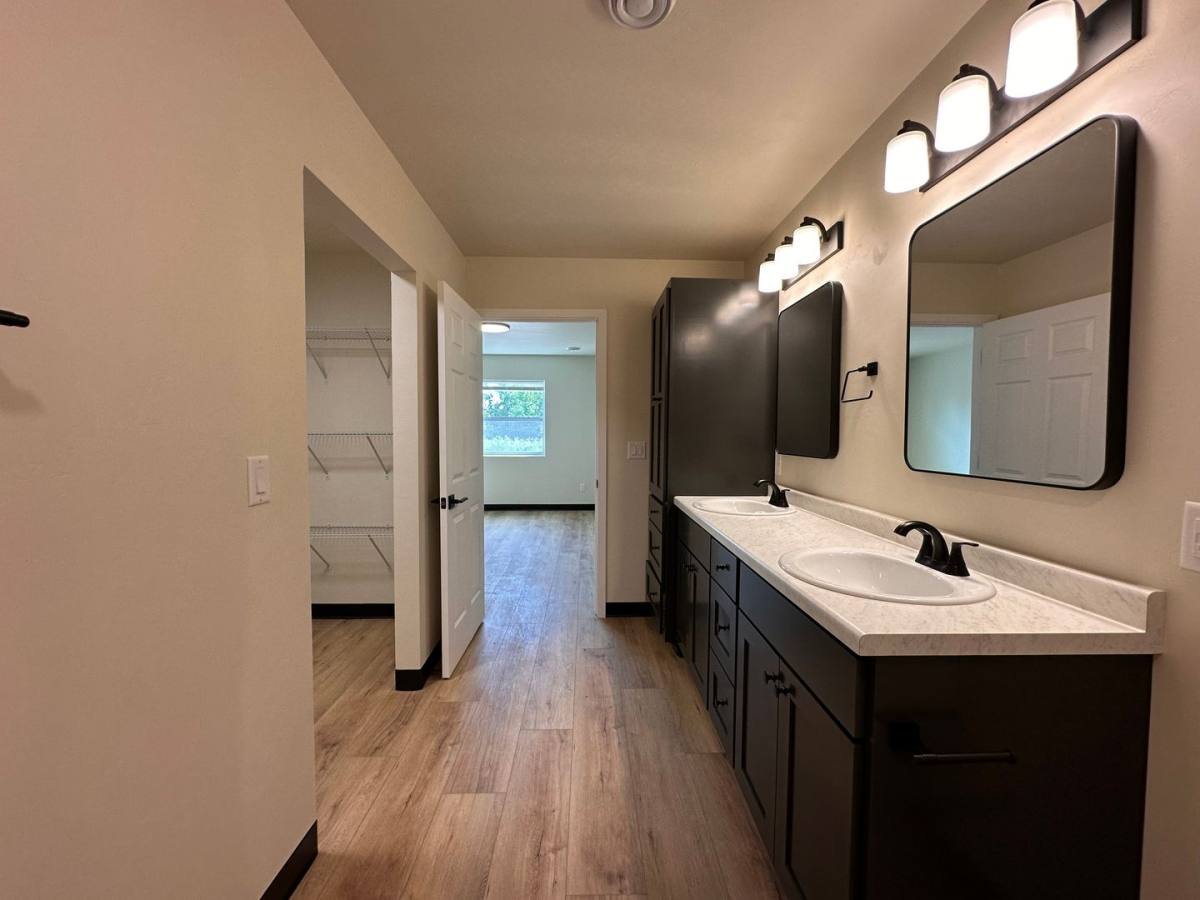 Apartment for rent at 507-509 Rustic Ridge Dr, Brillion, WI 54110