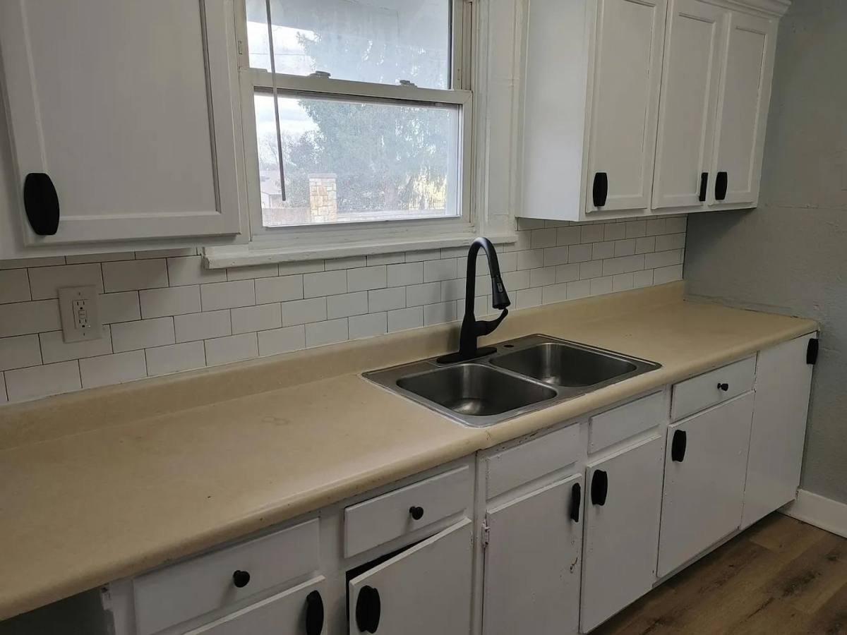 House for rent at 5401 Highland Ave, Kansas City, MO 64110