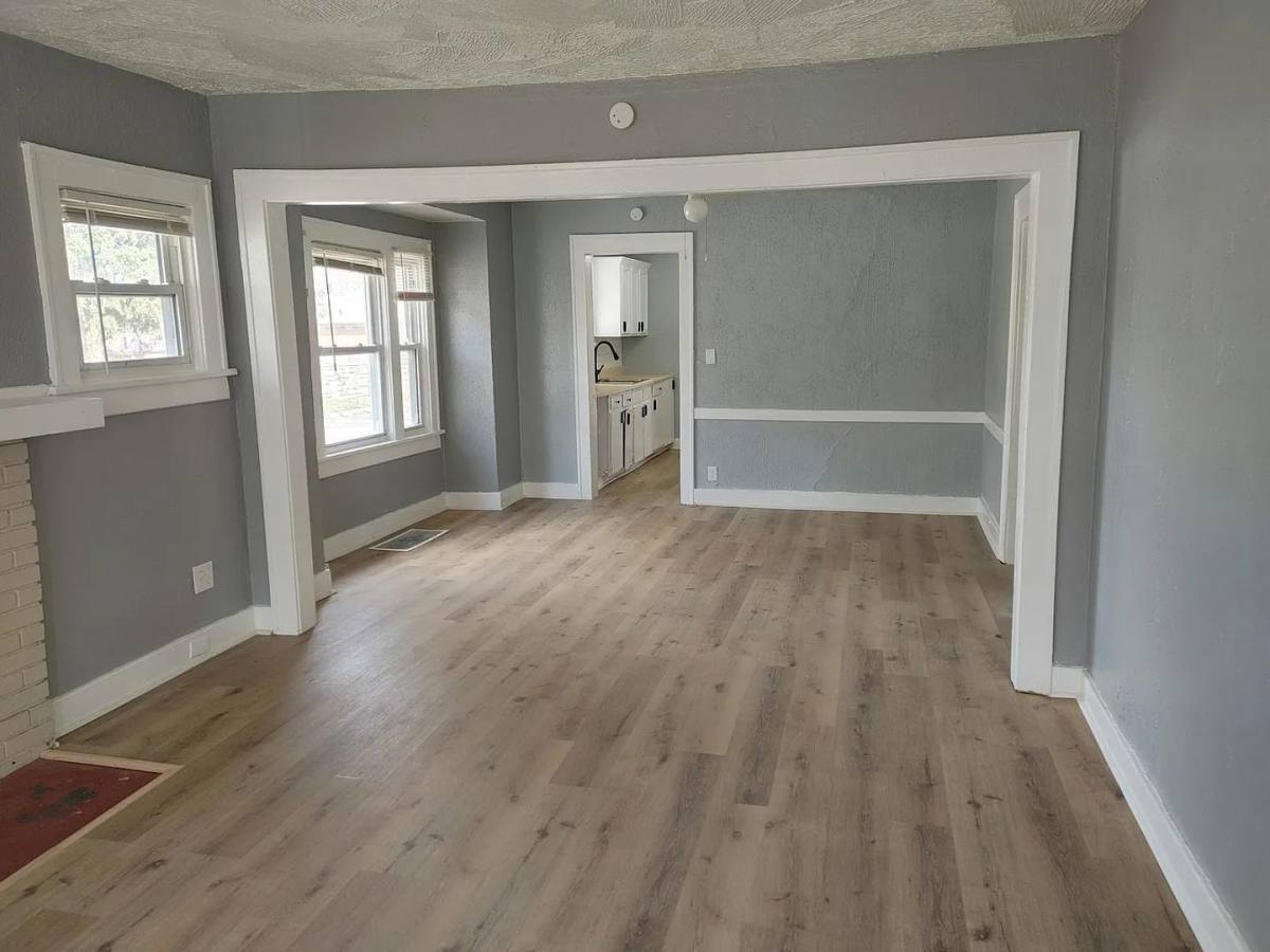 House for rent at 5401 Highland Ave, Kansas City, MO 64110