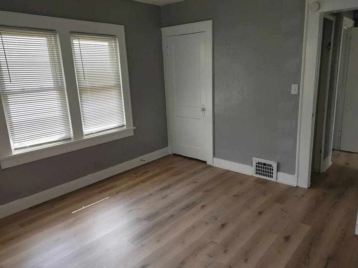 House for rent at 5401 Highland Ave, Kansas City, MO 64110