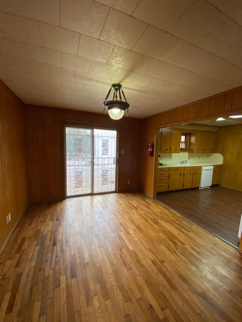 Apartment for rent at 11 N Anglin, Cleburne, TX 76033