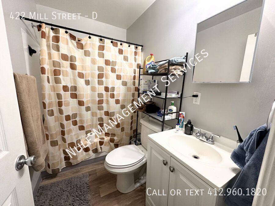 Apartment for rent at 422 Mill St #D, Coraopolis, PA 15108
