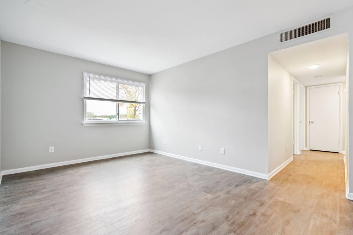 Apartment for rent at Oak Meadows, 2500 Deanna Circle, Oak Grove, KY 42262