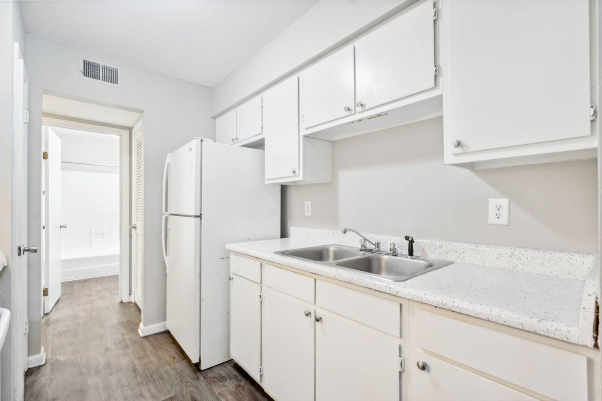 Apartment for rent at Oak Meadows, 2500 Deanna Circle, Oak Grove, KY 42262