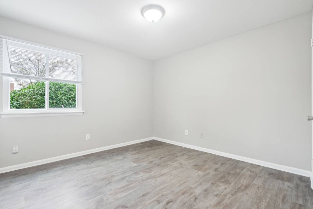Apartment for rent at Oak Meadows, 2500 Deanna Circle, Oak Grove, KY 42262