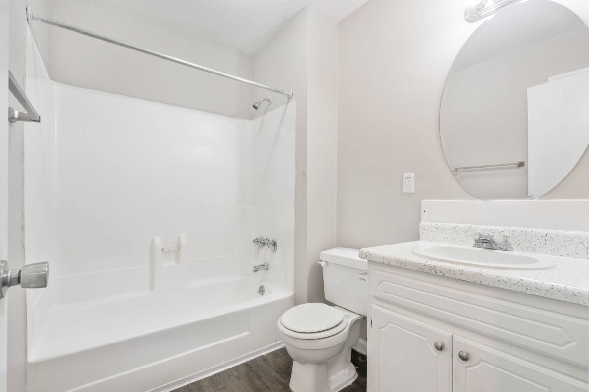 Apartment for rent at Oak Meadows, 2500 Deanna Circle, Oak Grove, KY 42262