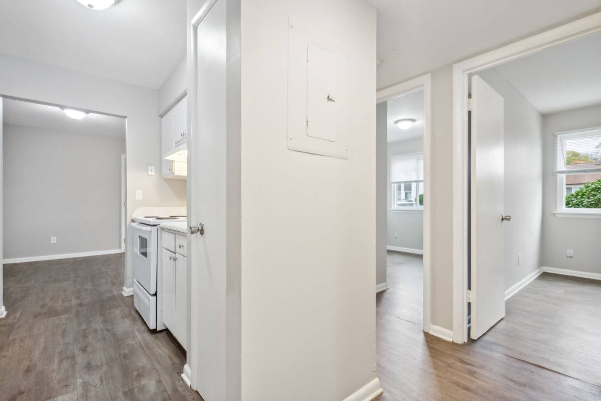 Apartment for rent at Oak Meadows, 2500 Deanna Circle, Oak Grove, KY 42262