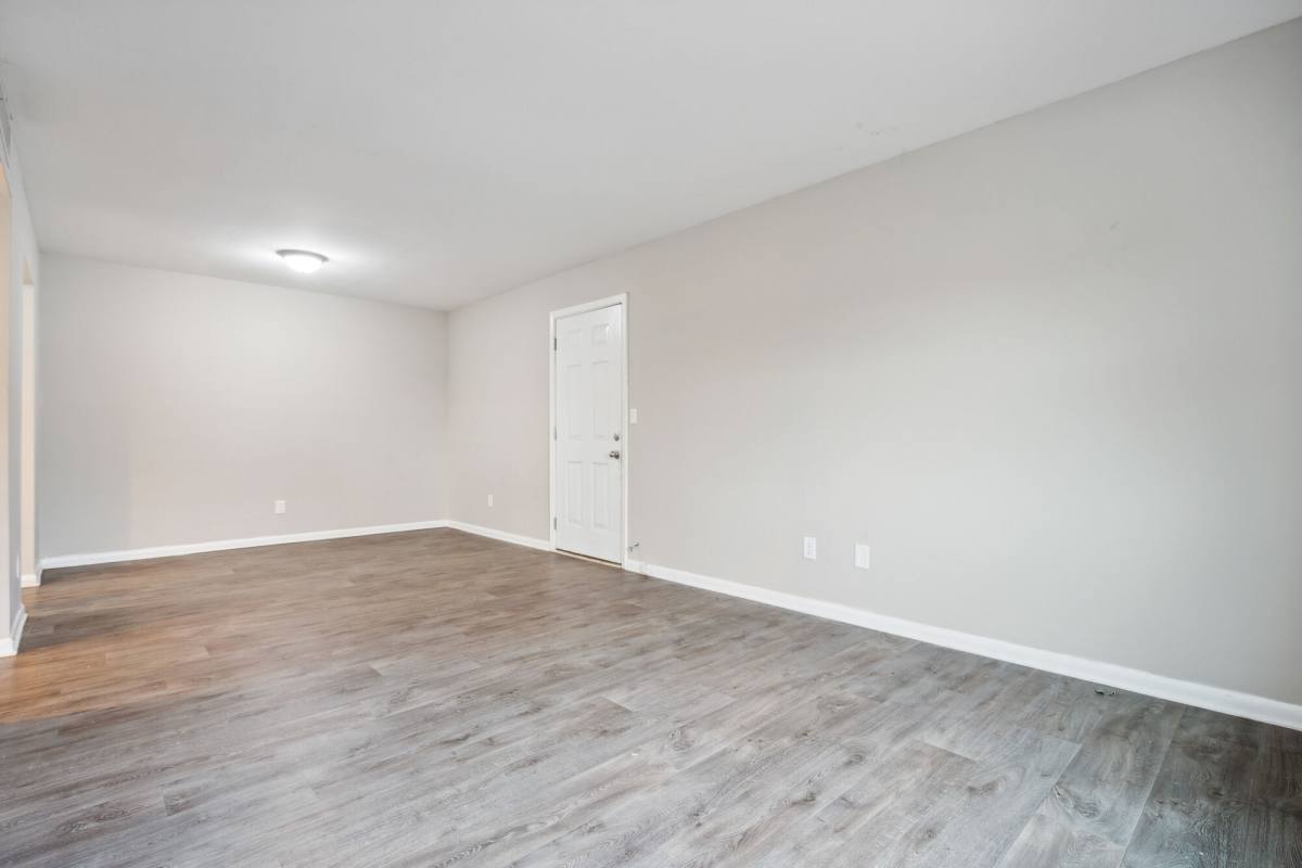 Apartment for rent at Oak Meadows, 2500 Deanna Circle, Oak Grove, KY 42262