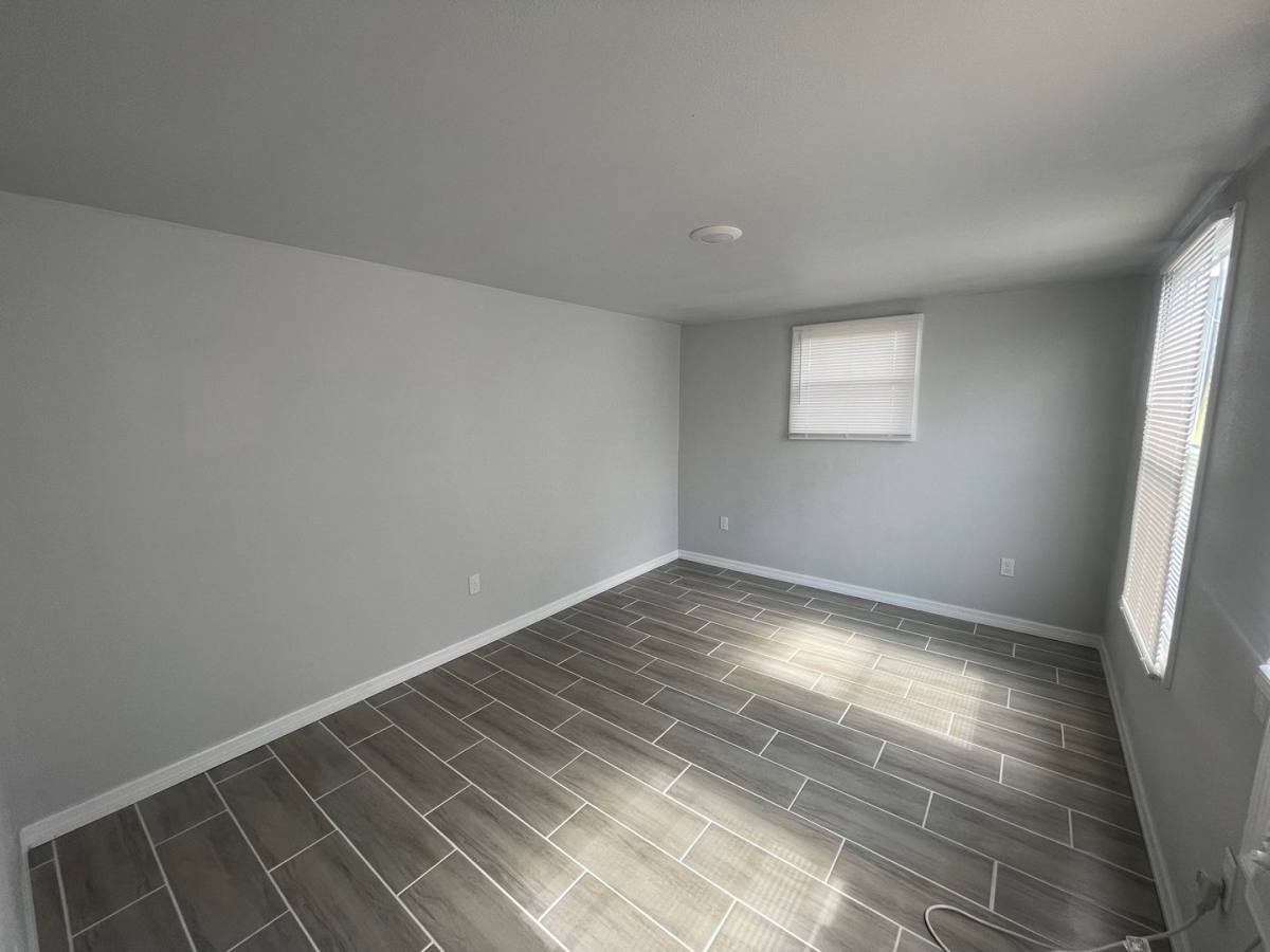 House for rent at 1106 50th Ave Dr W, Bradenton, FL 34207