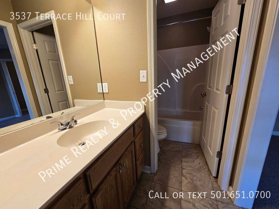 House for rent at 3537 Terrace Hill Court, Benton, AR 72019