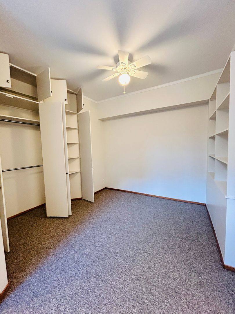 Apartment for rent at 5727 N Winthrop Ave, Chicago, IL 60660