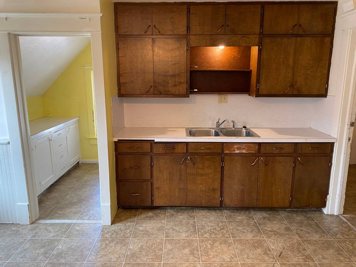 Apartment for rent at 834 S 3rd Ave, Wausau, WI 54401