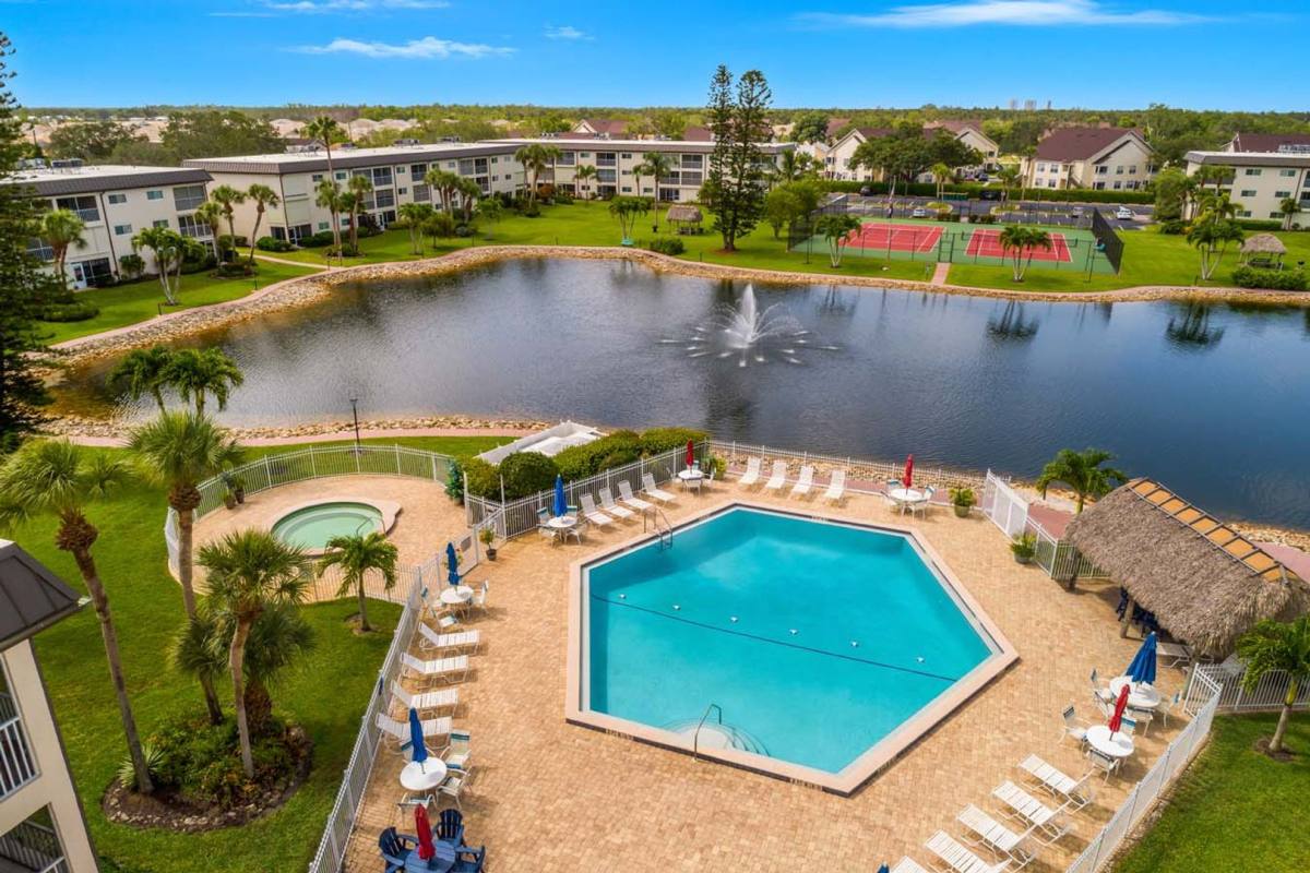 Condo for rent at 1022 Manatee Rd #D107, Naples, FL 34114