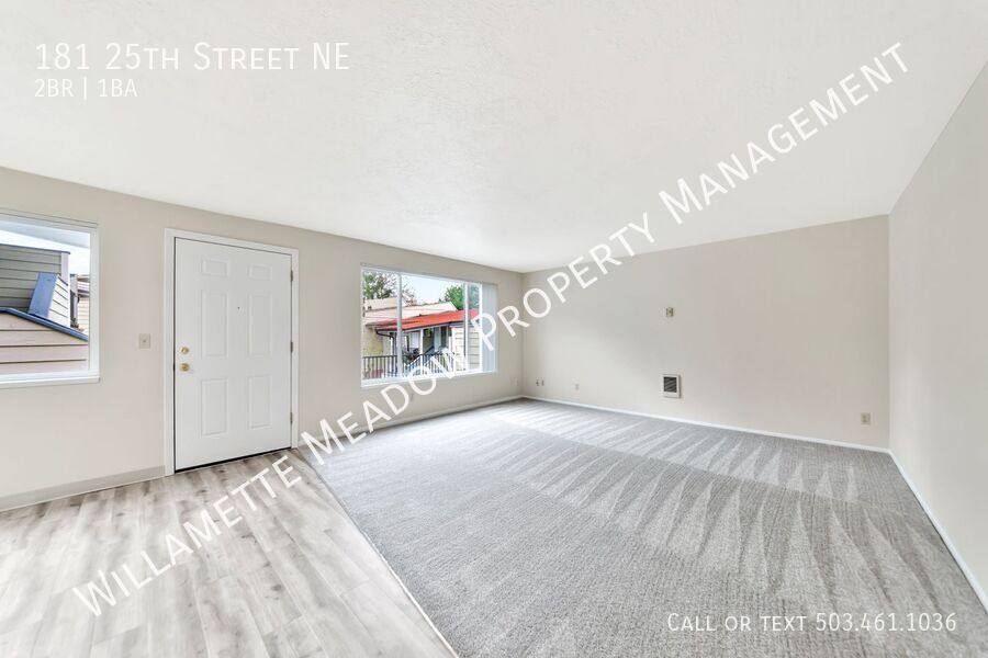 Apartment for rent at 181 25th St NE, Salem, OR 97301