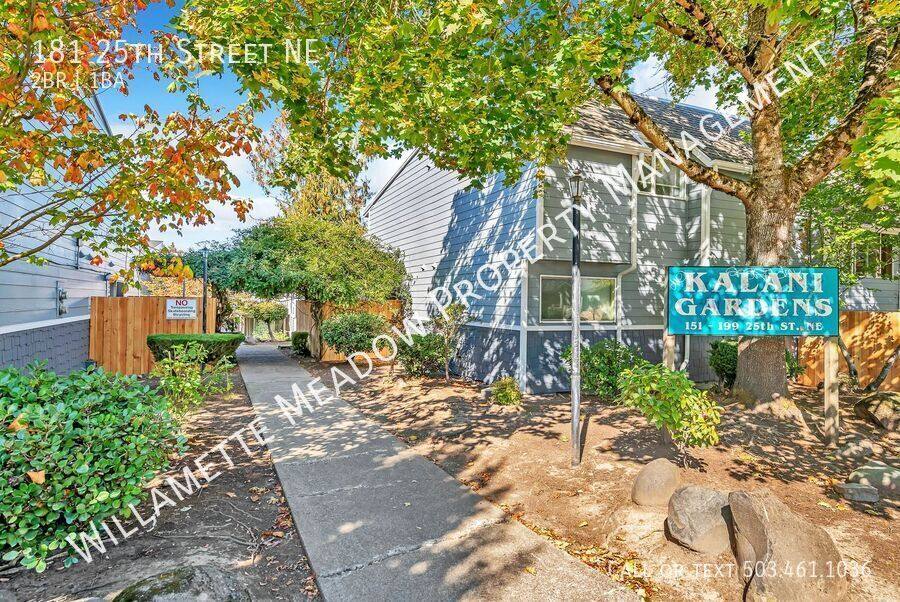 Apartment for rent at 181 25th St NE, Salem, OR 97301