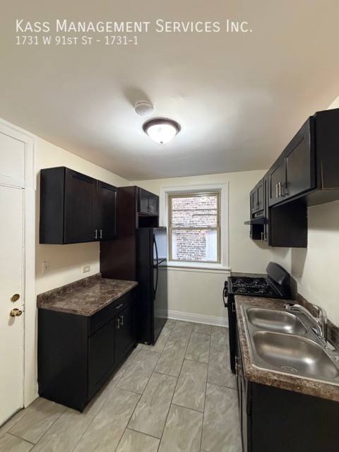 Apartment for rent at 1731 W 91st St #1, Chicago, IL 60620
