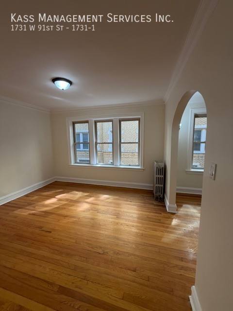 Apartment for rent at 1731 W 91st St #1, Chicago, IL 60620
