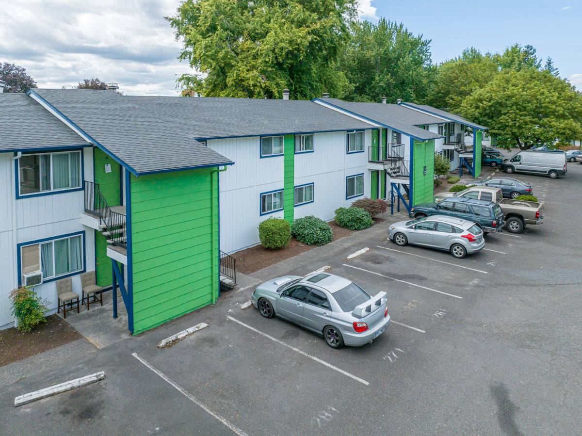 Apartment for rent at 2710 NE Division St, Gresham, OR 97030