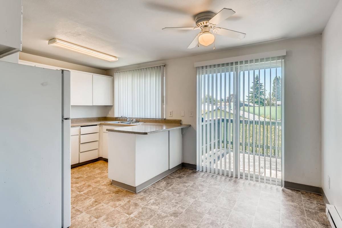 Apartment for rent at 2710 NE Division St, Gresham, OR 97030