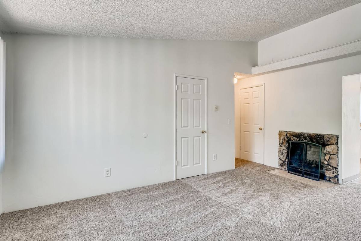 Apartment for rent at 2710 NE Division St, Gresham, OR 97030