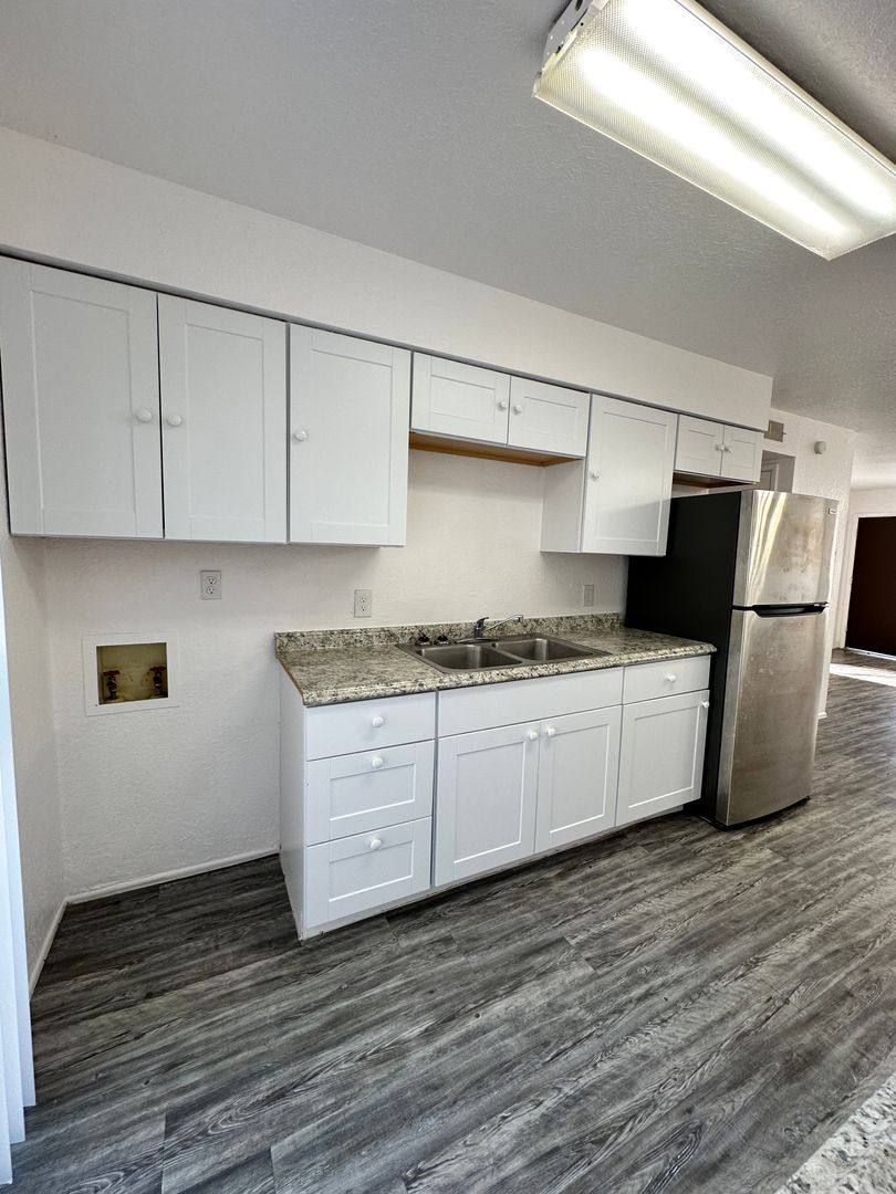 Apartment for rent at 3501 N Country Club Rd Units A-J, Tucson, AZ 85716