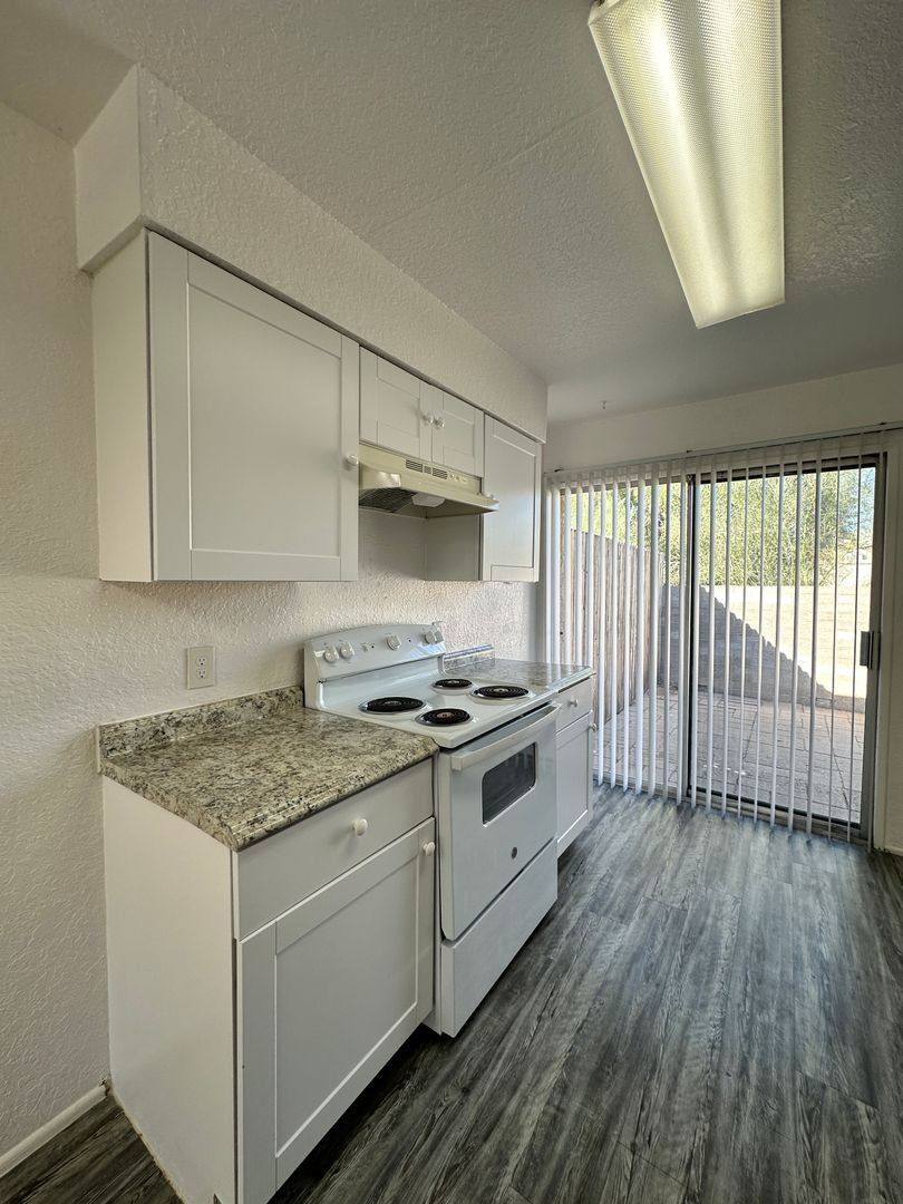 Apartment for rent at 3501 N Country Club Rd Units A-J, Tucson, AZ 85716