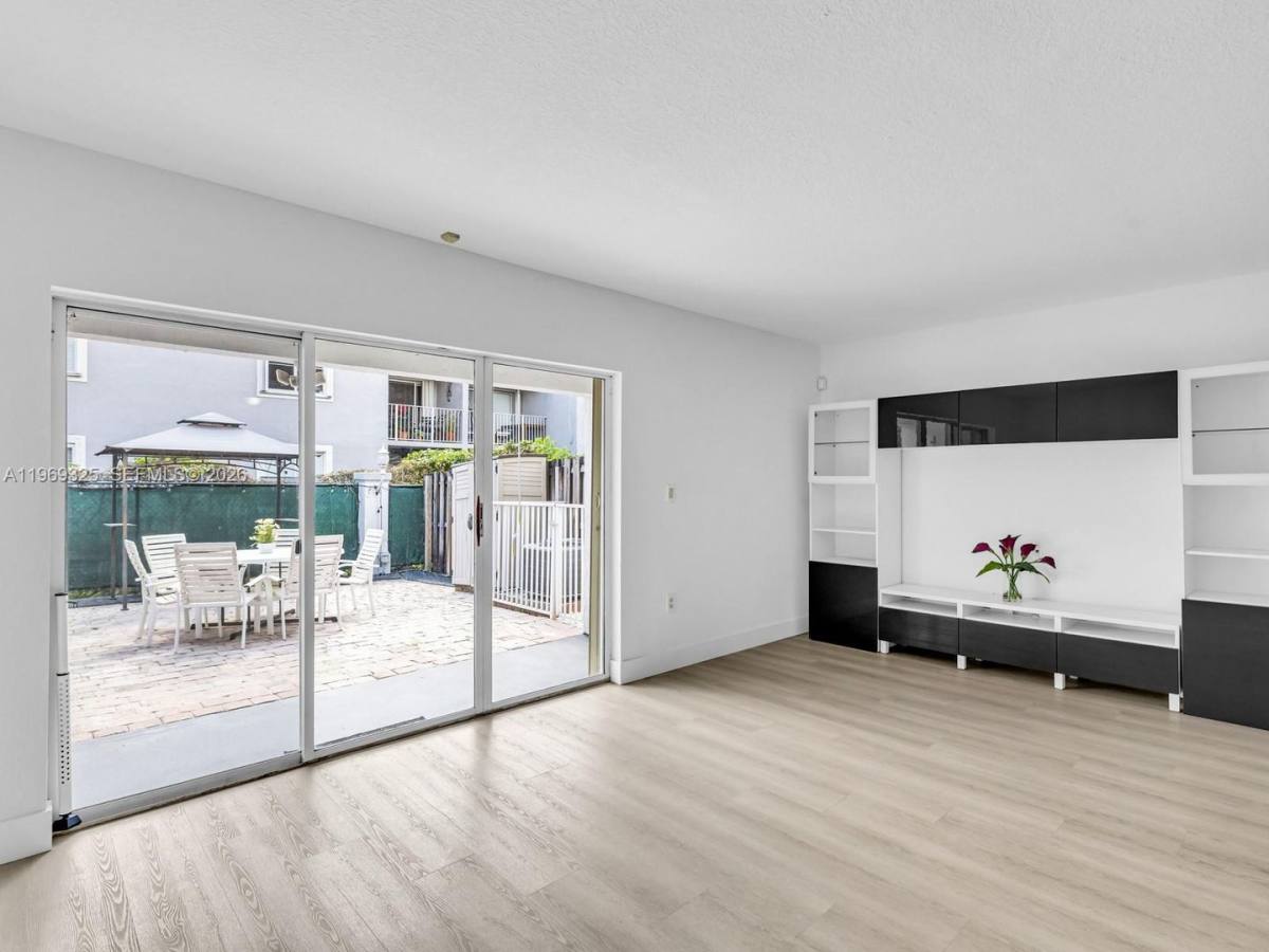 Townhouse for rent at 11512 NW 48th Terrace, Miami, FL 33178