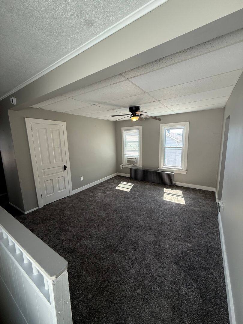 Apartment for rent at 519 Roup St, Tarentum, PA 15084