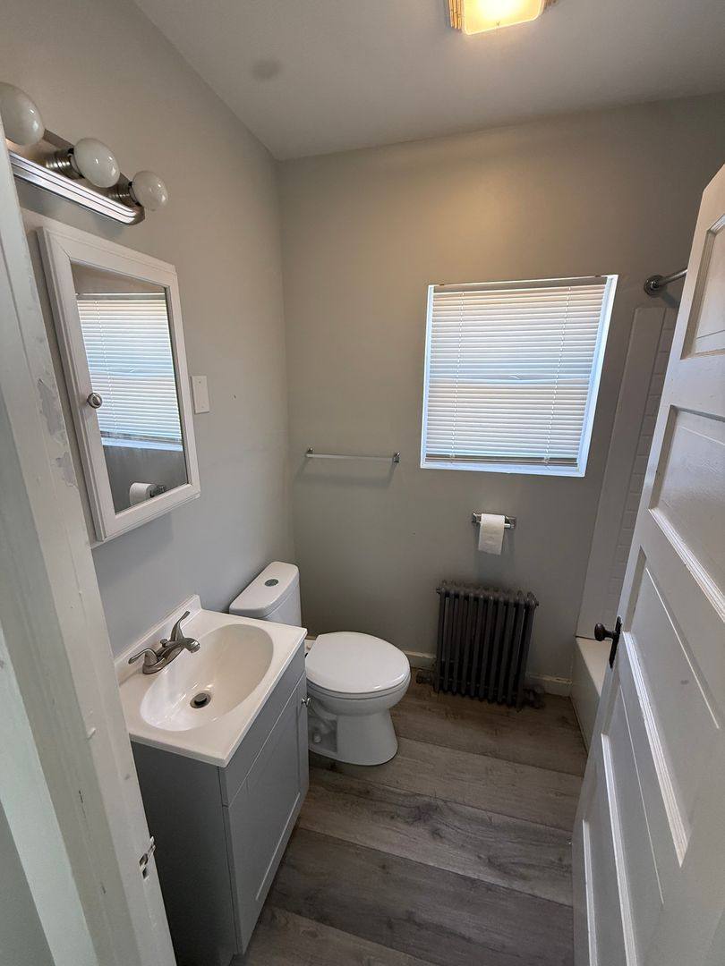 Apartment for rent at 519 Roup St, Tarentum, PA 15084