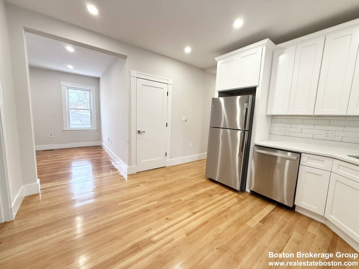House for rent at 36 Raven St #1, Dorchester, MA 02125