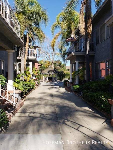 Apartment for rent at 1325 E 3rd St, Long Beach, CA 90802