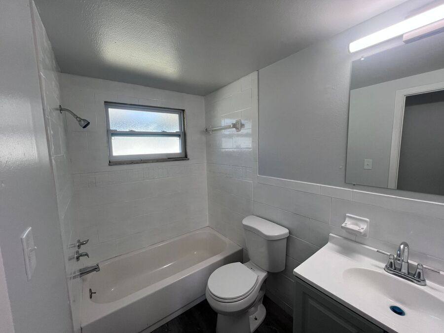 Apartment for rent at 9320 Grandfield Rd #A, Thonotosassa, FL 33592