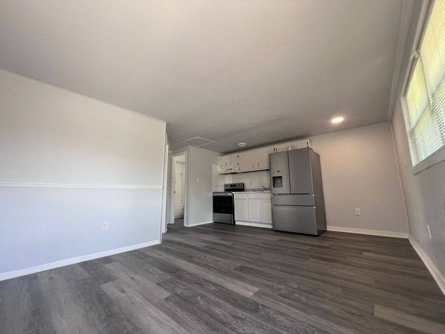Apartment for rent at 9320 Grandfield Rd #A, Thonotosassa, FL 33592