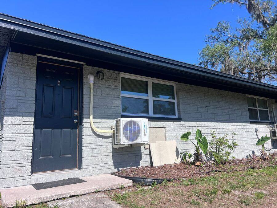 Apartment for rent at 9320 Grandfield Rd #A, Thonotosassa, FL 33592