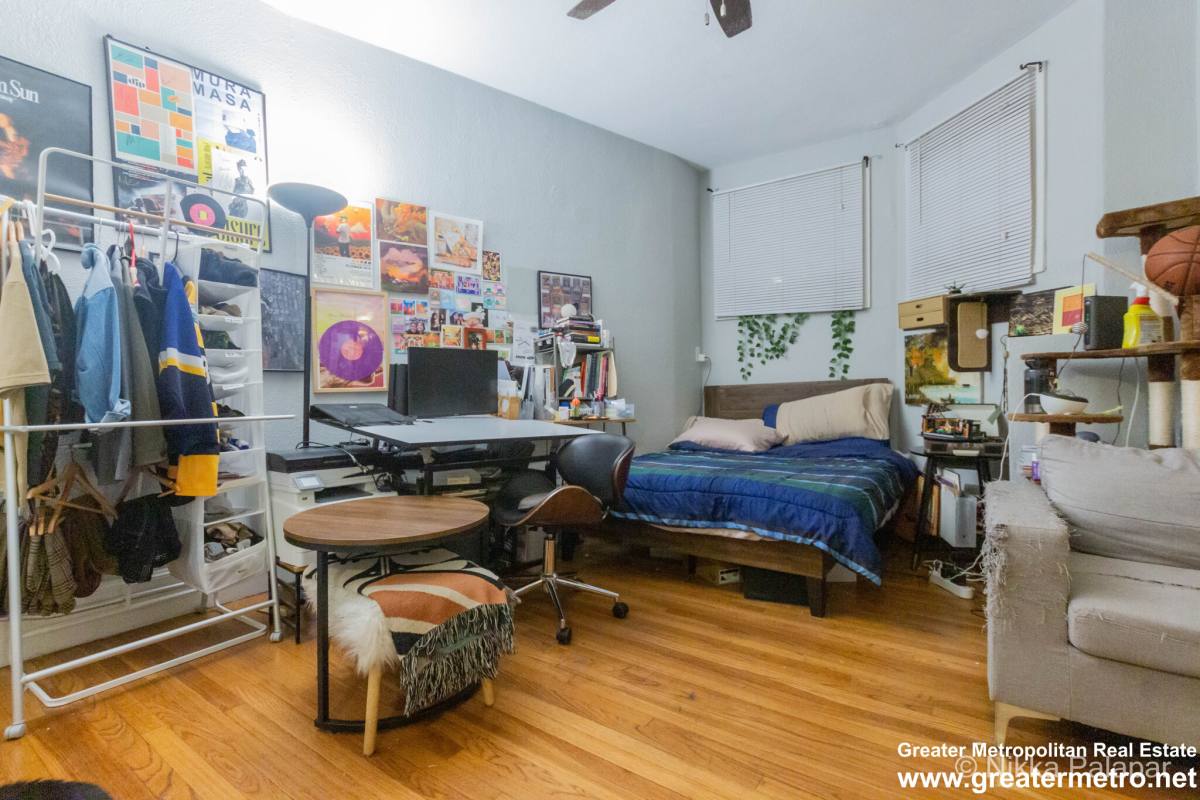Apartment for rent at 224 Commonwealth Ave #2, Boston, MA 02116