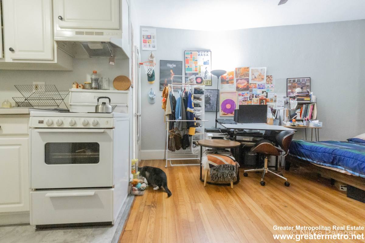Apartment for rent at 224 Commonwealth Ave #2, Boston, MA 02116