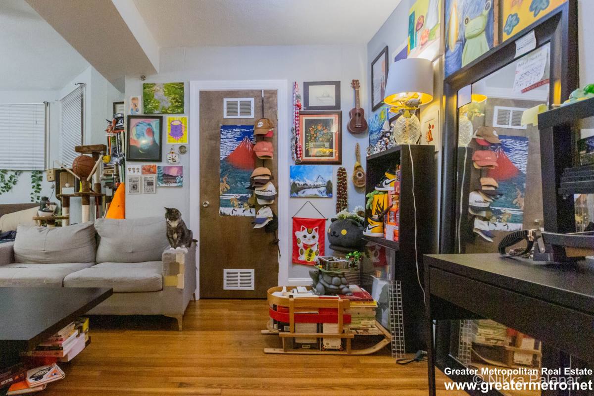Apartment for rent at 224 Commonwealth Ave #2, Boston, MA 02116