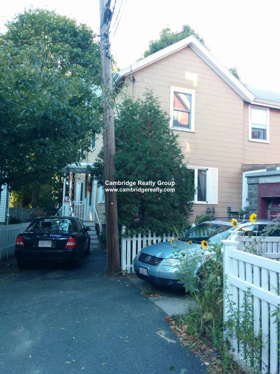 House for rent at 4 Cottage Circle, Somerville, MA 02144