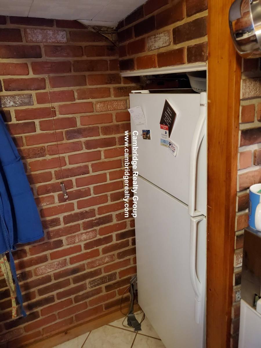 House for rent at 4 Cottage Circle, Somerville, MA 02144