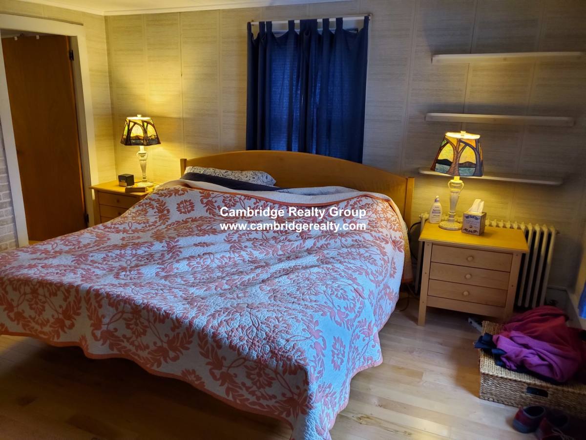 House for rent at 4 Cottage Circle, Somerville, MA 02144