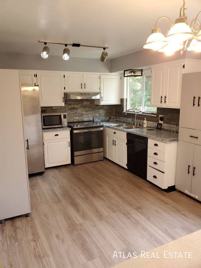 House for rent at 2252 S Memphis St, Aurora, CO 80013