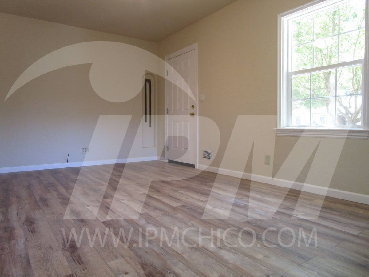 House for rent at 184 E Washington Ave, Chico, CA 95926