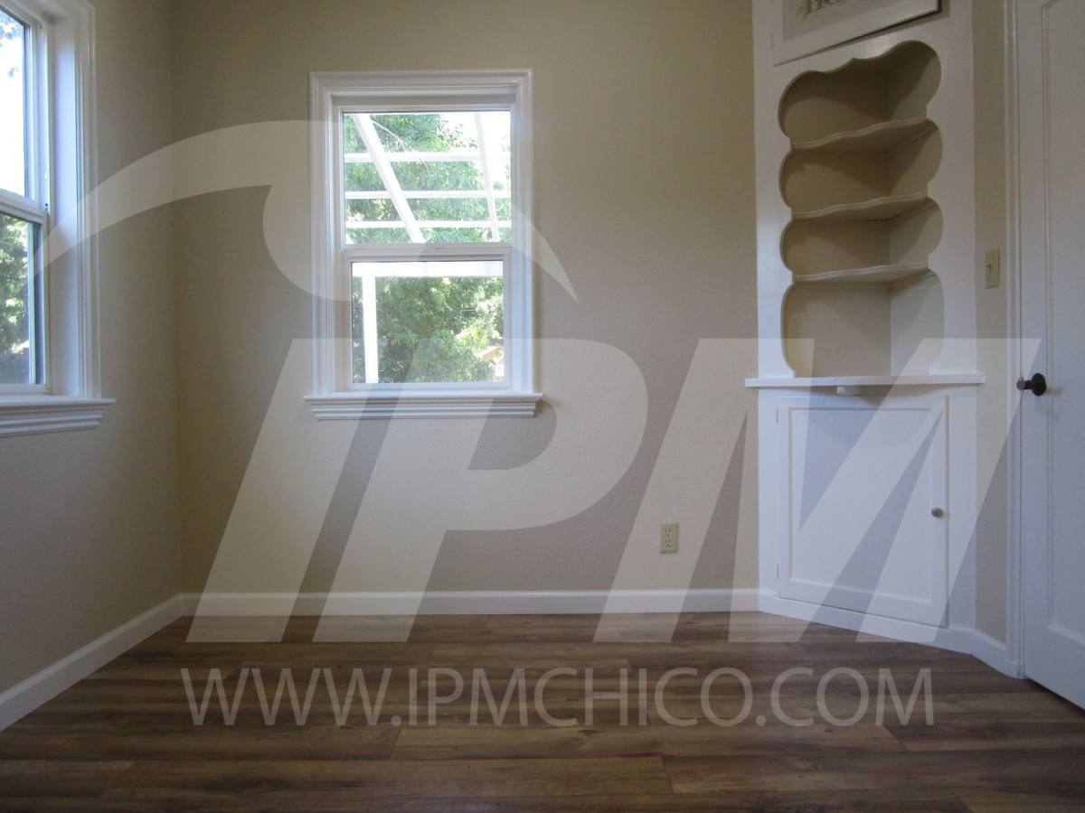 House for rent at 184 E Washington Ave, Chico, CA 95926