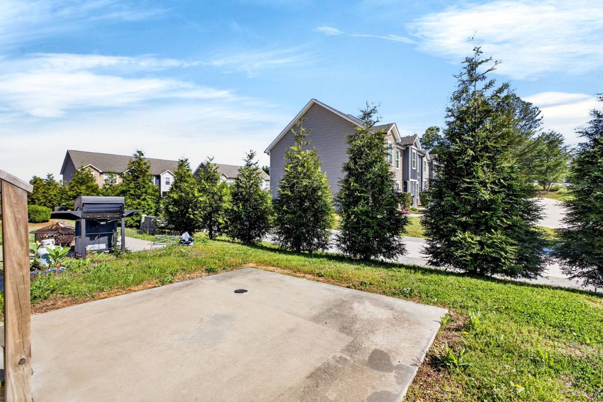 Townhouse for rent at 2297 Shady Lane, Cleveland, TN 37312