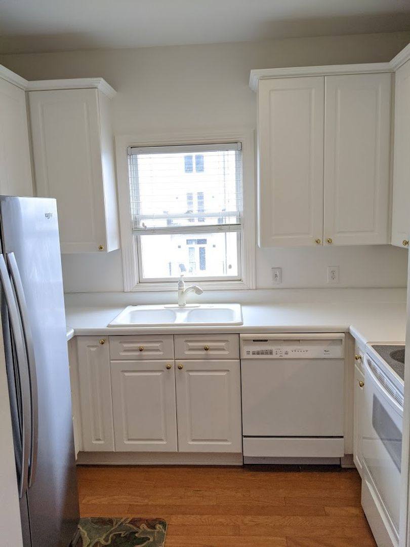Apartment for rent at 116 31st Ave, Nashville, TN 37203