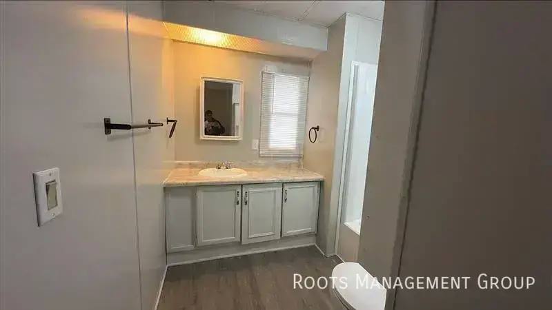 Apartment for rent at 4319 Brimstone Rd, Fort Wayne, IN 46825