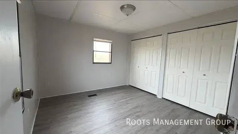 Apartment for rent at 4319 Brimstone Rd, Fort Wayne, IN 46825