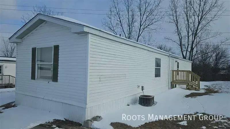 Apartment for rent at 4319 Brimstone Rd, Fort Wayne, IN 46825