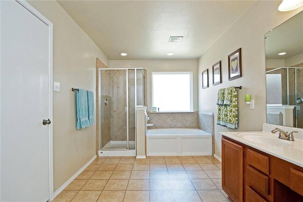 Apartment for rent at 5917 Stone Mountain Rd, The Colony, TX 75056